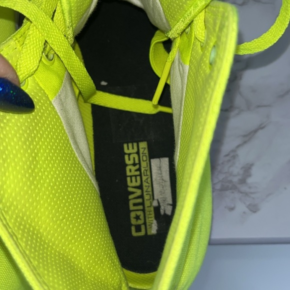Converse Chuck Taylor 2 All Star High Top Sneakers Neon Green Retro Streetwear - Picture 11 of 12